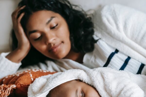 5 Tips for Safe Bed Sharing