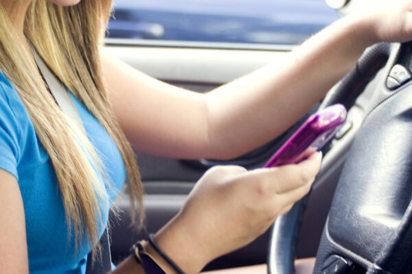 How to Stop Texting While Driving