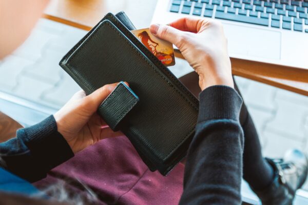 6 Smart Ways to Increase Your Credit Score