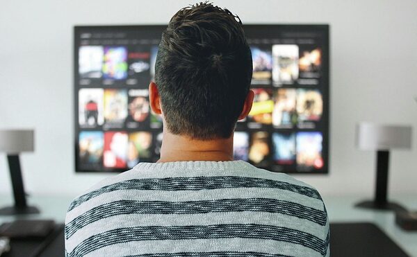 Up The Stream Without A Paddle! Getting By Without Netflix In College