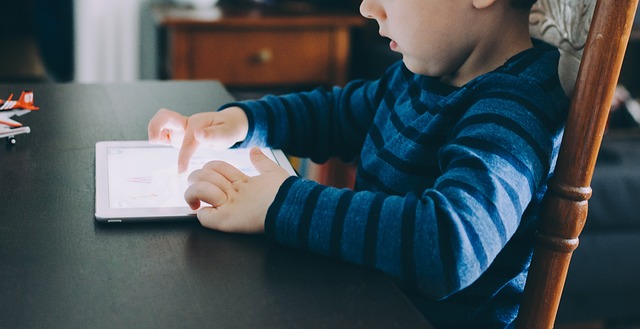 Positive Ways to Navigate Screen Time for Kids