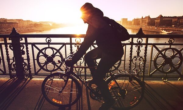 What’s Stopping You From Cycling To Work (& What To Do About It)