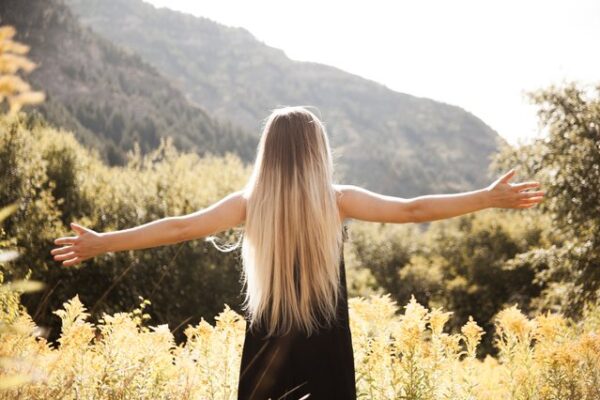Money Matters 101: 4 Tips on How to Live a Debt-Free Lifestyle
