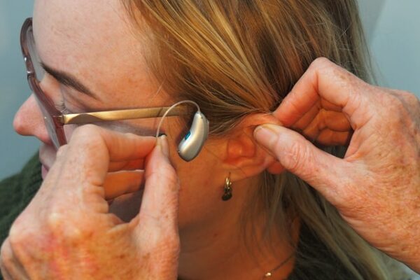 4 Ways to Maintain Your Hearing Aids