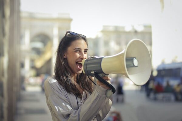 How Real Estate Agents Can Expand Their Sphere of Influence