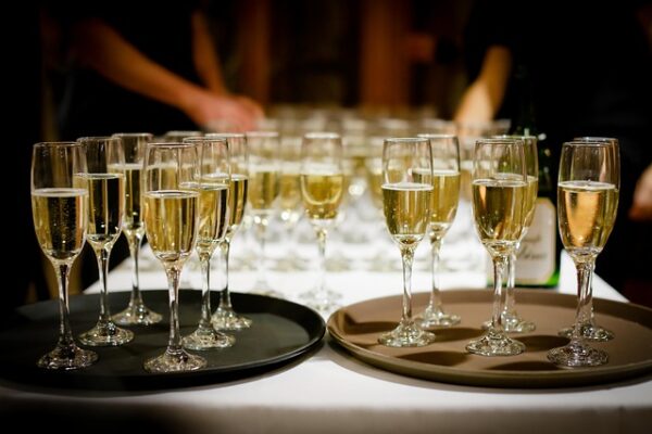3 Effective Tips For Throwing A Business Event