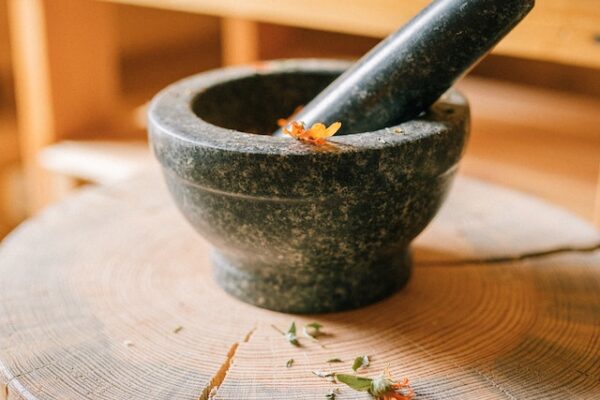 How To Make a Poultice for a Cyst