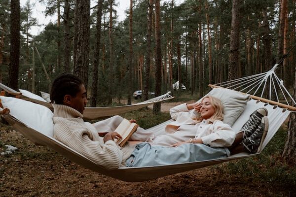 5 Mistakes Men Make That Cause Women to Pull Away